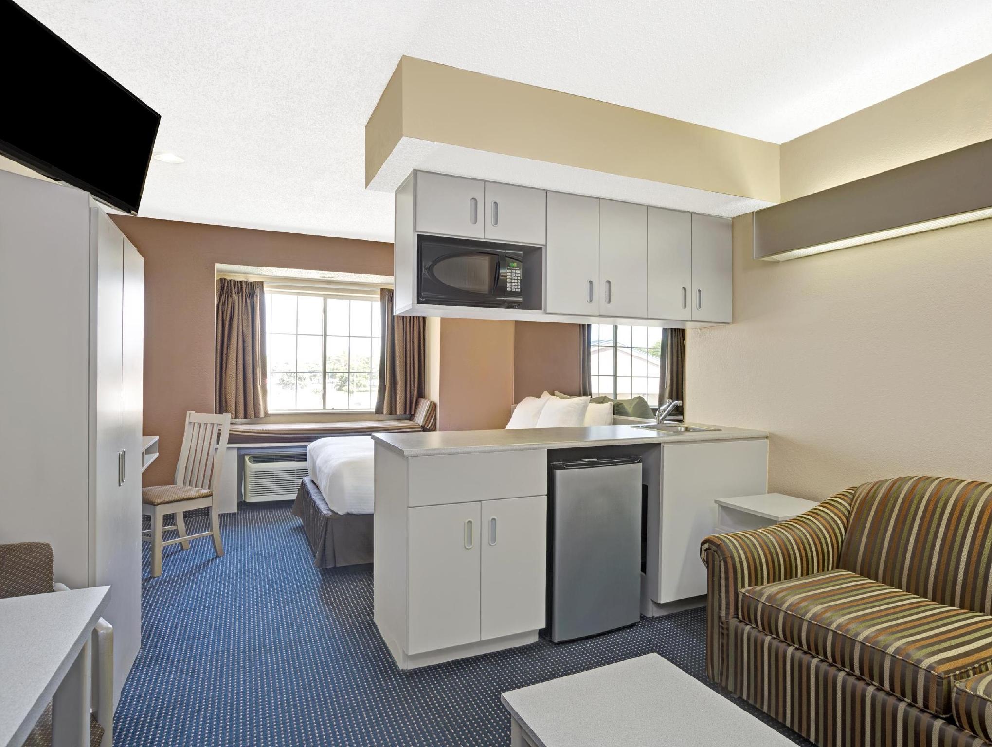Microtel Inn & Suites By Wyndham Houston/Webster/Nasa/Clearlake Nassau Bay Exteriör bild