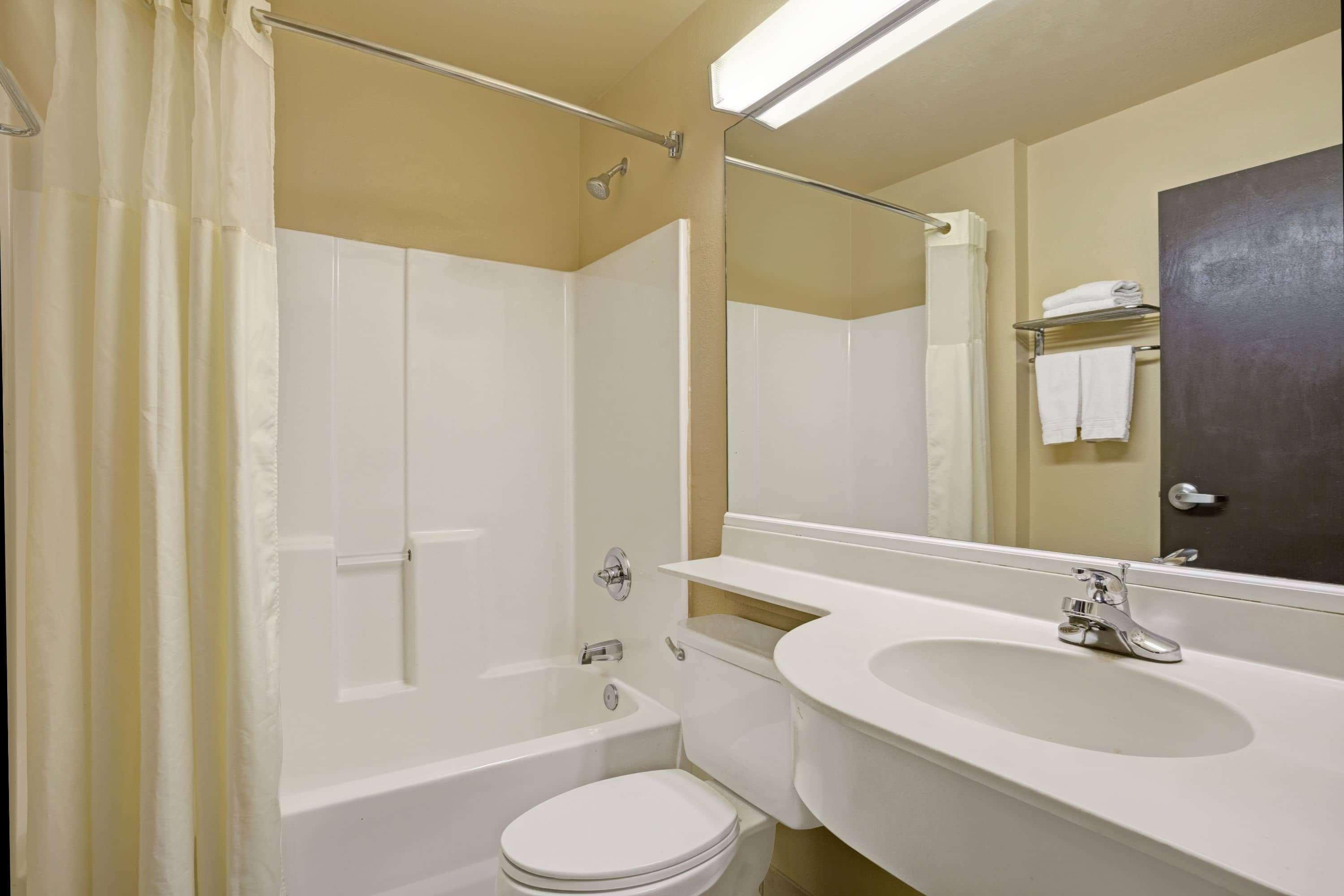 Microtel Inn & Suites By Wyndham Houston/Webster/Nasa/Clearlake Nassau Bay Exteriör bild